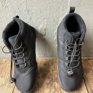 Barestep Summit barefoot hikers